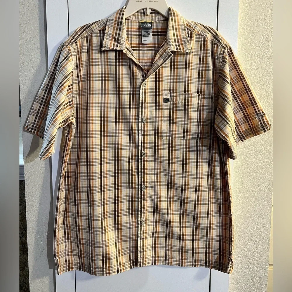 The North Face Mens Button Down Short Sleeve A5 Series Size M